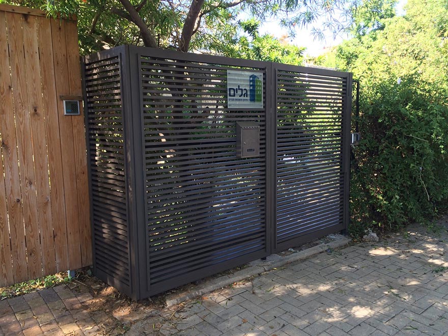 שער כניסה הייטק רווח 20 מ- צבע 650 